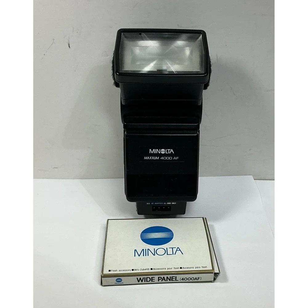 MINOLTA MAXXUM 4000 AF FLASH w/ Wide Panel diffuser